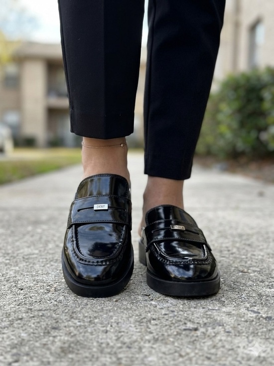 Dkny Shoes - DKNY Black Patent Penny Loafer Mule Platform Slides Dark Academia Size8M Women’s